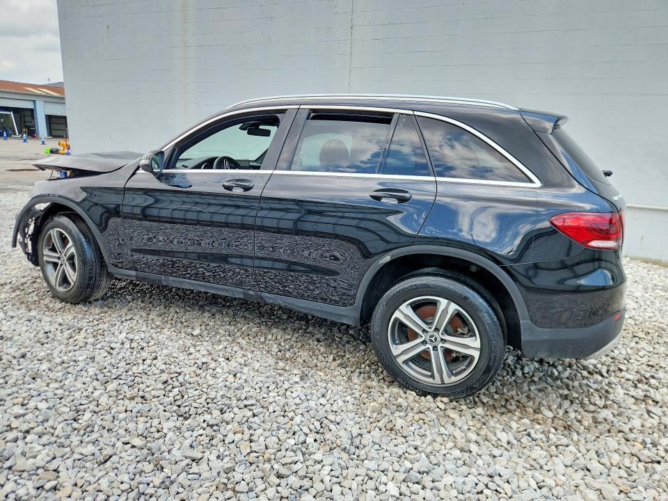 2020 MERCEDES-BENZ GLC 300 4MATIC — Фото 2 из 13