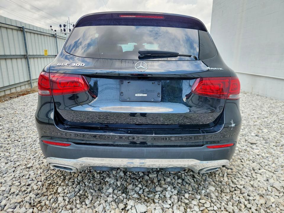 2020 MERCEDES-BENZ GLC 300 4MATIC — Фото 6 из 13