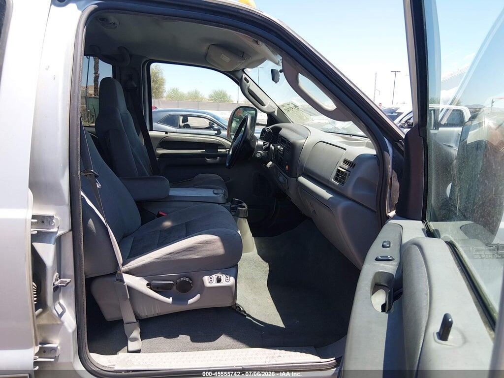 1FTNW21SX4EC23574 2004 FORD F-250 photo no. 5