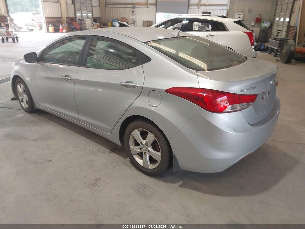 5NPDH4AE0DH332220 2013 HYUNDAI ELANTRA photo no. 3