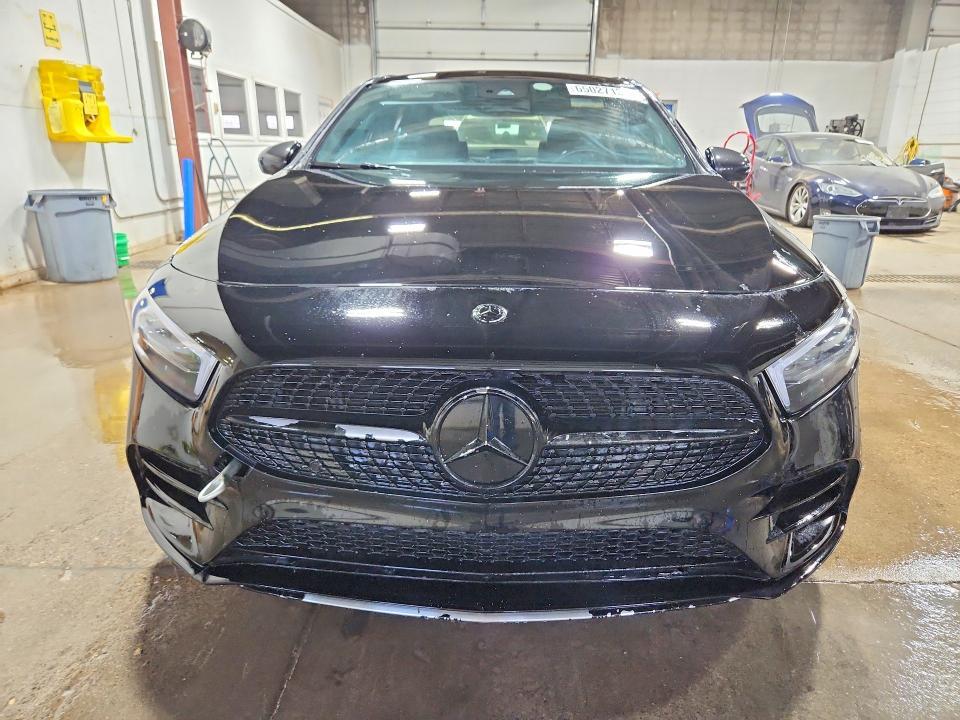 2020 MERCEDES-BENZ A 220 4MATIC — Фото 5 из 12