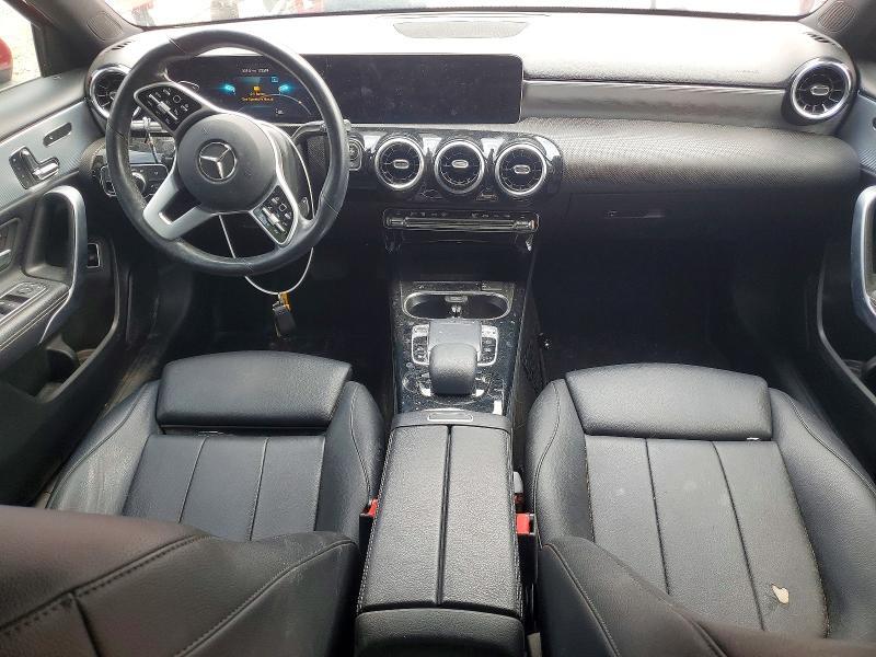 2020 MERCEDES-BENZ A 220 4MATIC — Фото 8 из 12