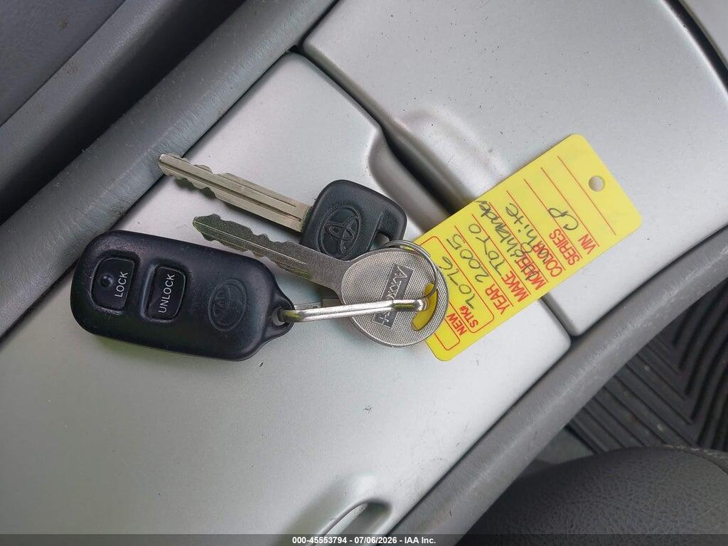JTEDD21A250125559 2005 TOYOTA HIGHLANDER photo no. 11