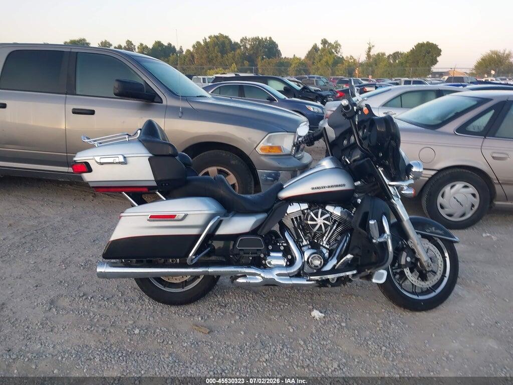 1HD1KEL10FB676153 2015 HARLEY-DAVIDSON FLHTK photo no. 12