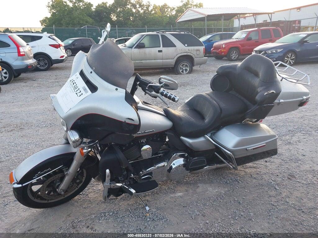 1HD1KEL10FB676153 2015 HARLEY-DAVIDSON FLHTK photo no. 2