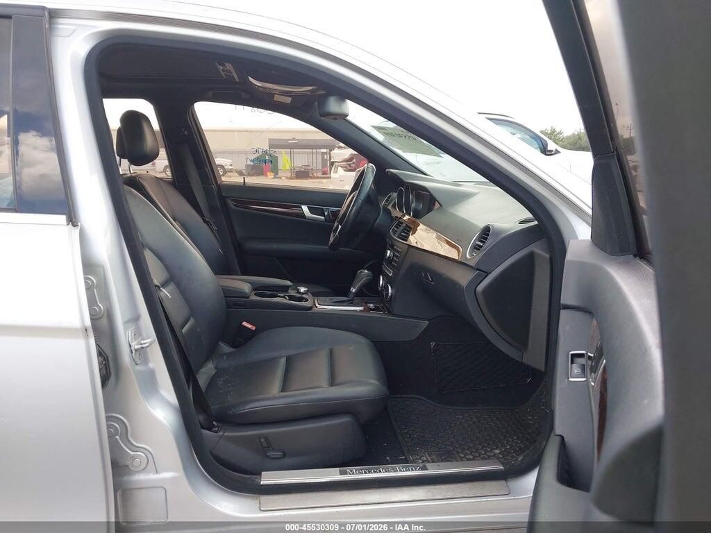 WDDGF4HB2EA928913 2014 MERCEDES-BENZ C 250 photo no. 5