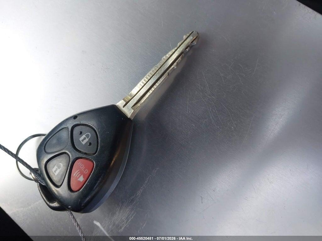 2T1LE4EE5AC018625 2010 TOYOTA MATRIX photo no. 11