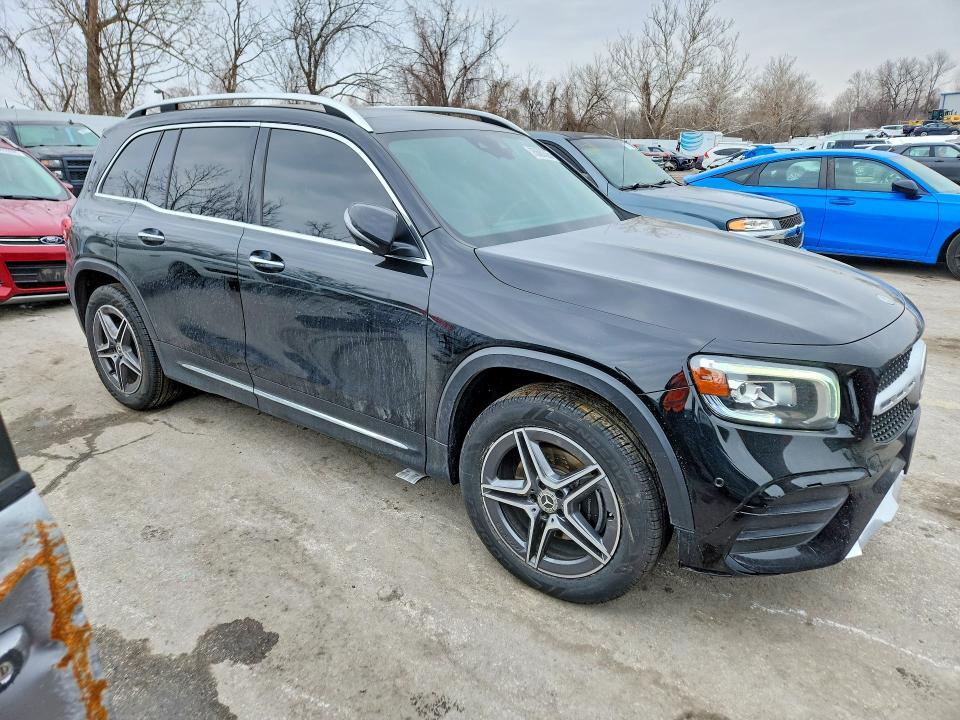 2020 MERCEDES-BENZ GLB 250 4MATIC — Фото 4 из 14