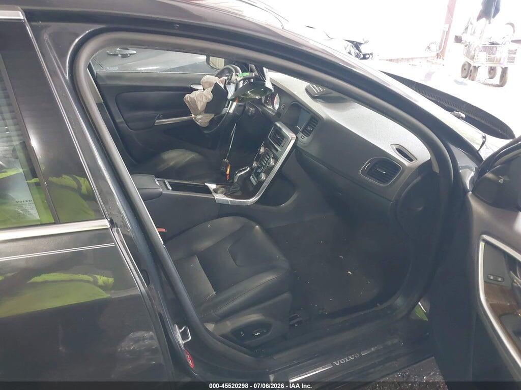 YV140MFM5F2355532 2015 VOLVO S60 photo no. 5