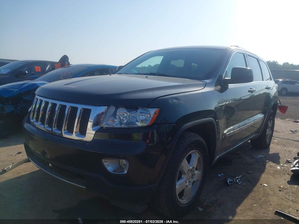 1J4RR4GG4BC540423 2011 JEEP GRAND CHEROKEE photo no. 2