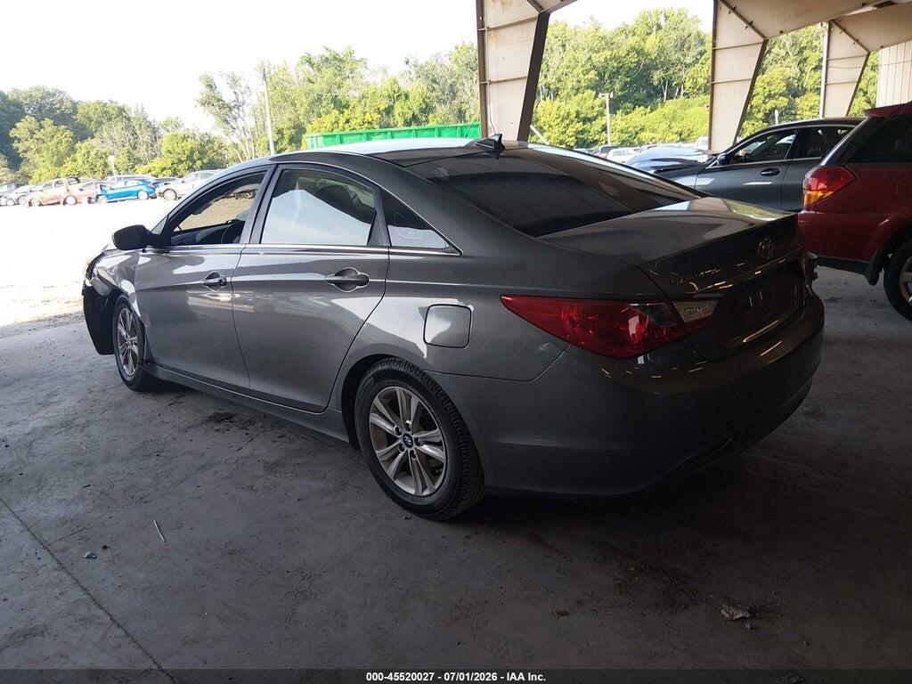 5NPEB4ACXCH350761 2012 HYUNDAI SONATA photo no. 3