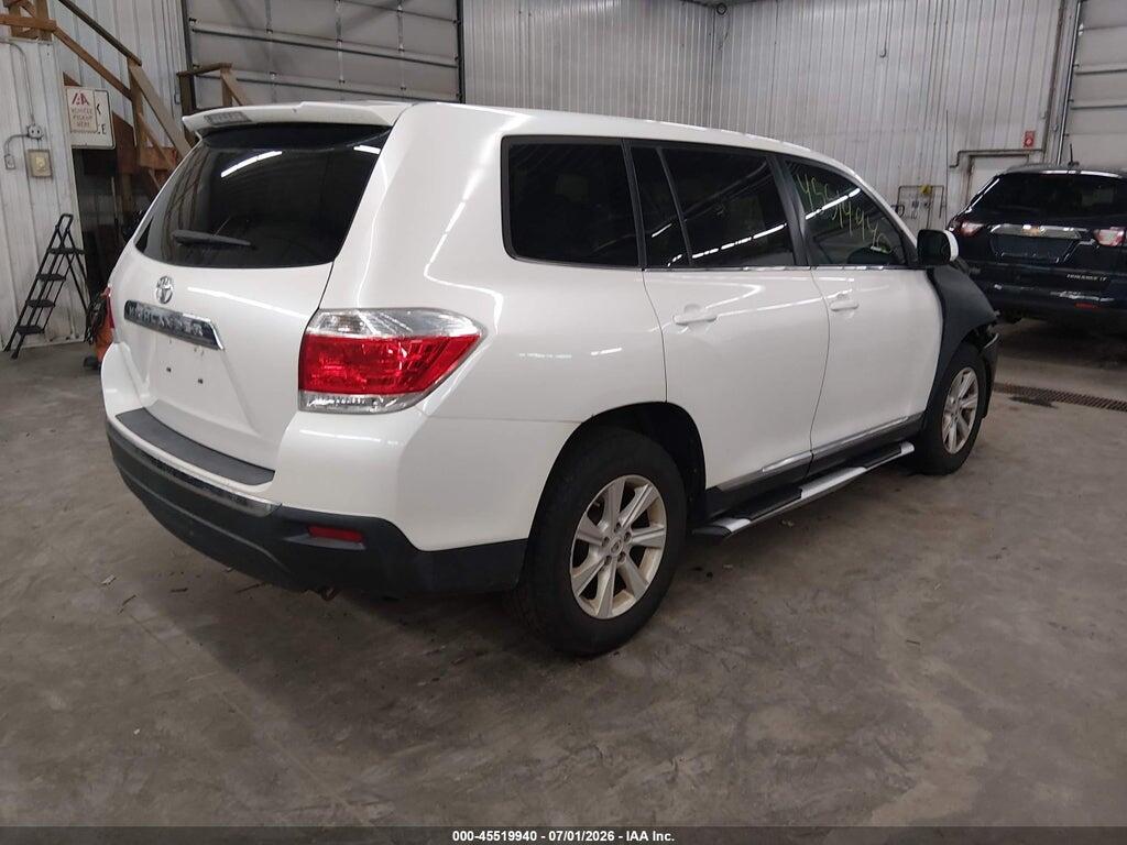 5TDZK3EH8CS070963 2012 TOYOTA HIGHLANDER photo no. 4
