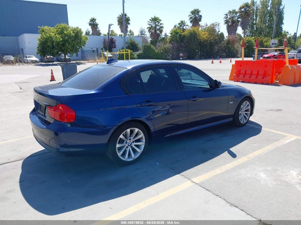 WBAPH5G58BNM73640 2011 BMW 328I photo no. 4