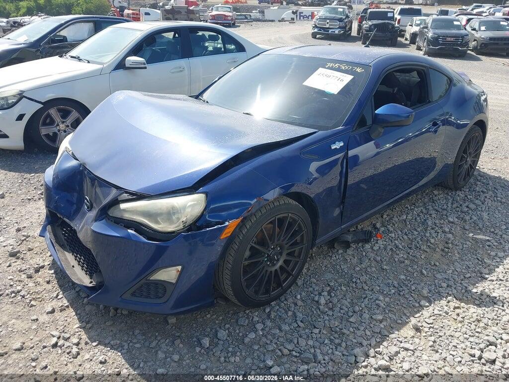 JF1ZNAA18D2709975 2013 SCION FR-S photo no. 2