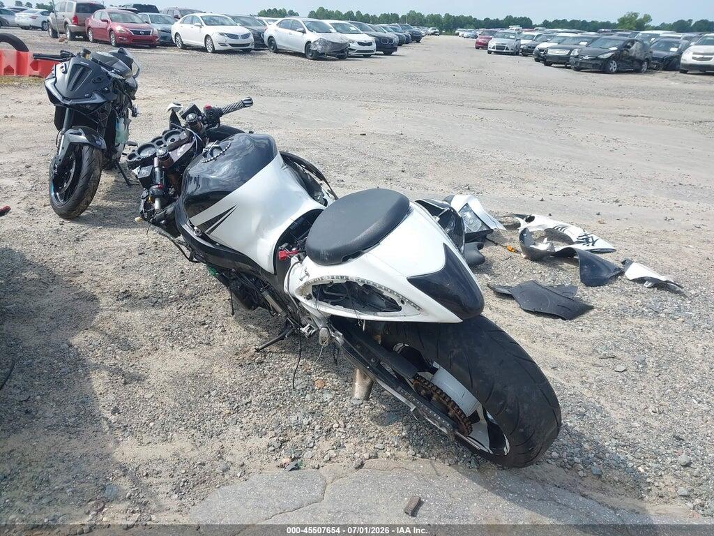 JS1GX72A082104278 2008 SUZUKI GSX1300 photo no. 3