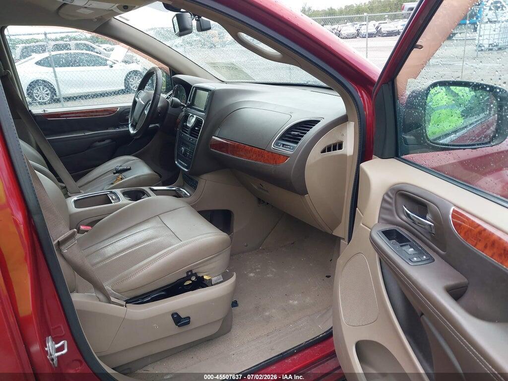 2C4RC1CG7DR511570 2013 CHRYSLER TOWN & COUNTRY photo no. 5
