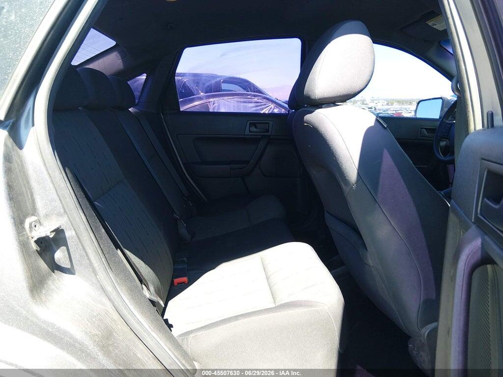 1FAHP3FN2BW203464 2011 FORD FOCUS photo no. 8