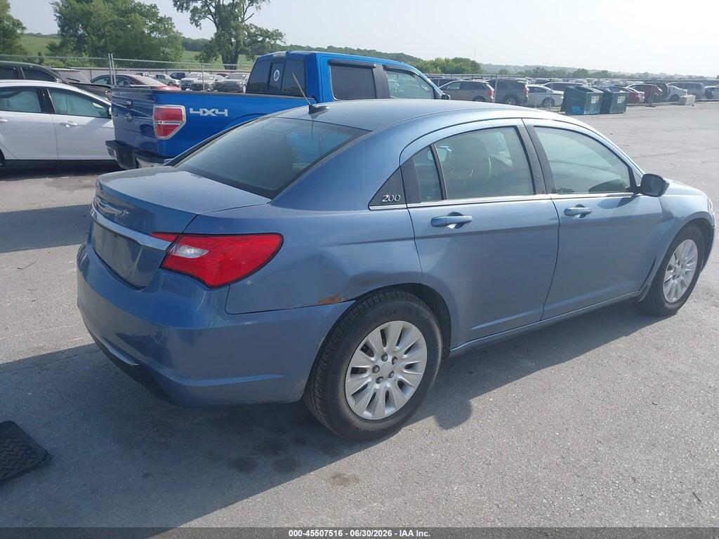 1C3BC4FB9BN566734 2011 CHRYSLER 200 photo no. 4