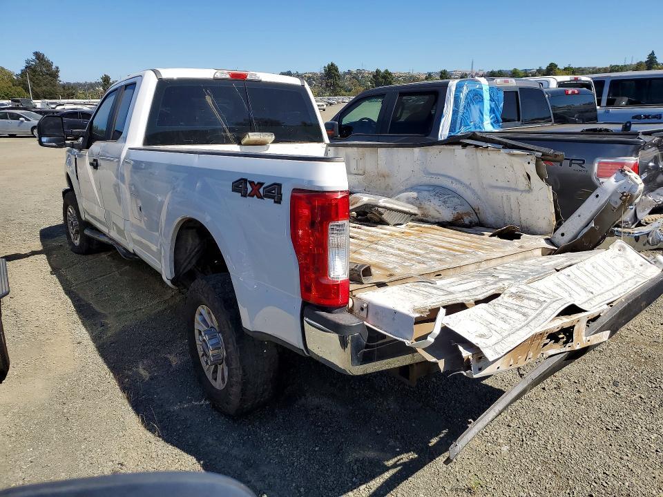 1FT7X2B63KED29272 2019 FORD F250 photo no. 2