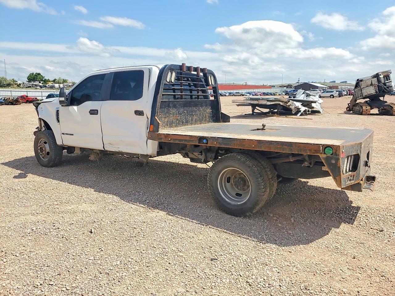 2019 FORD F350 — Фото 2 из 12