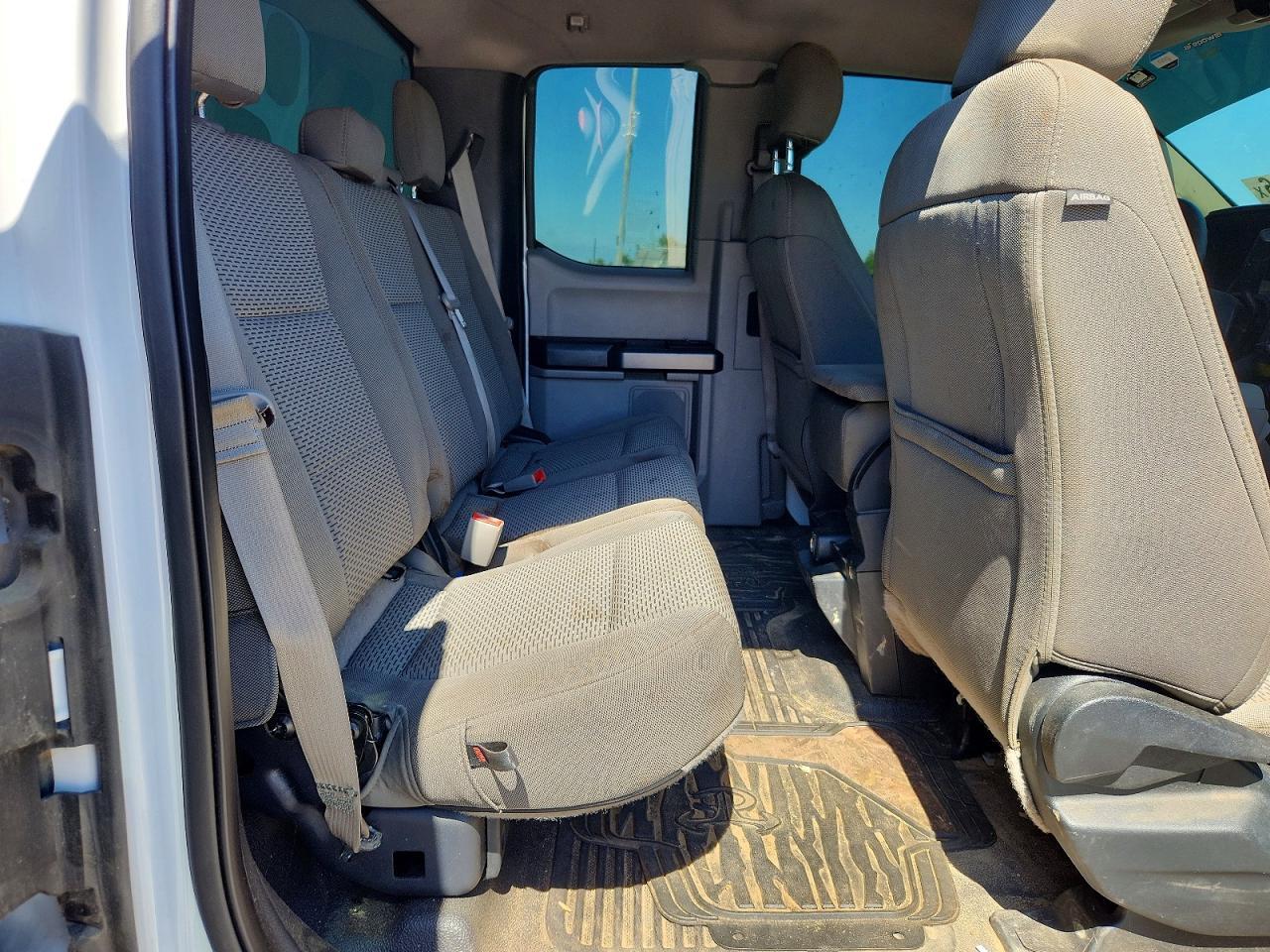 2019 FORD F350 XLT DRW  6.7L V8 TDSL EXT CAB — Фото 11 из 14
