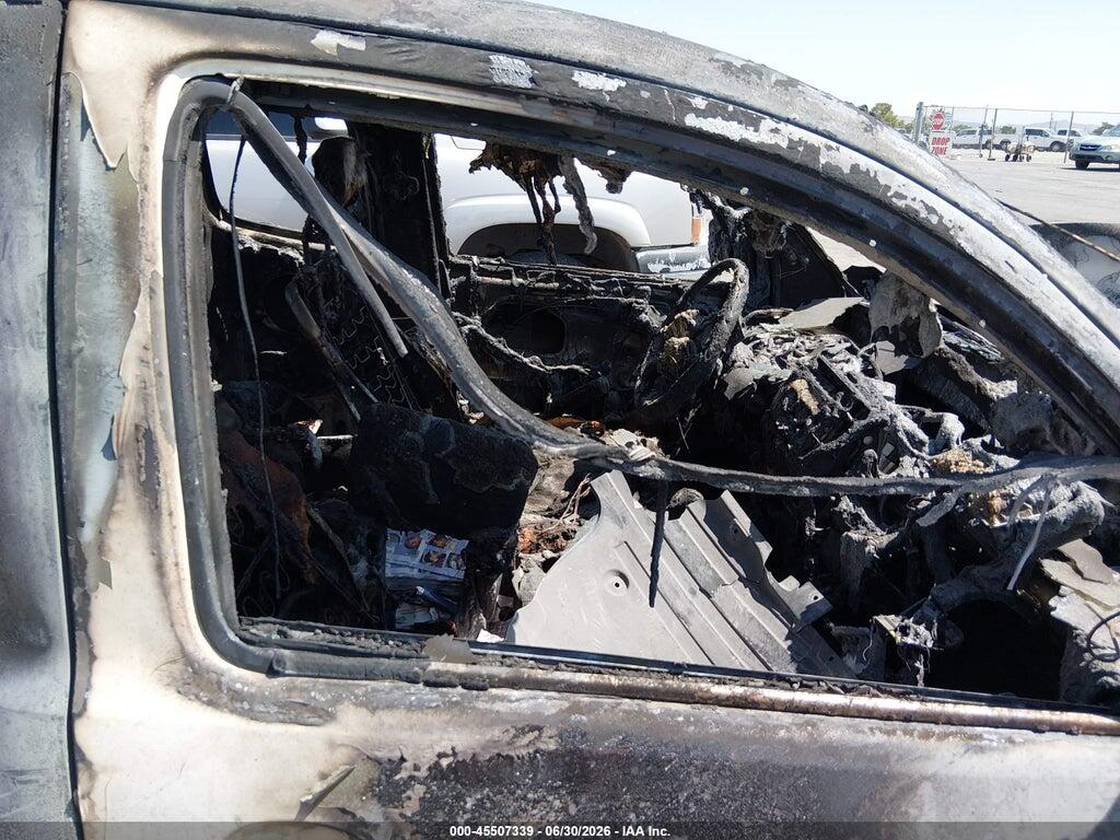 5TFTX4CN5BX004711 2011 TOYOTA TACOMA photo no. 5