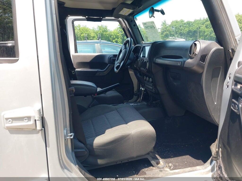 1C4BJWDG5CL181745 2012 JEEP WRANGLER UNLIMITED photo no. 5