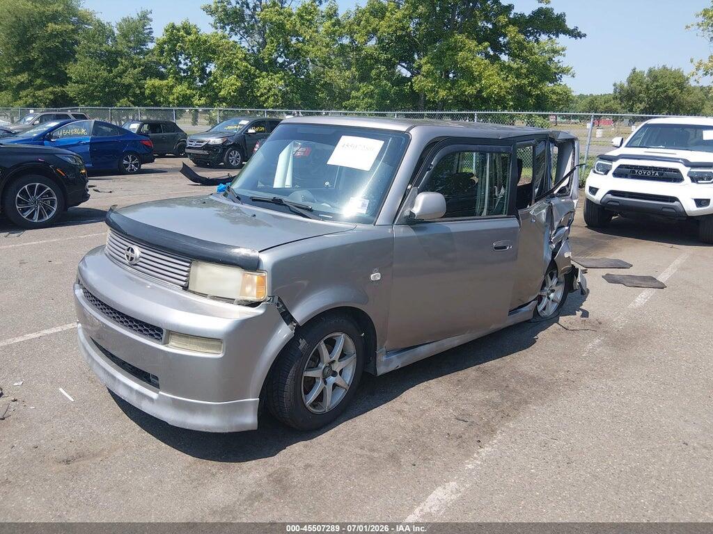 JTLKT324050196731 2005 SCION XB photo no. 2
