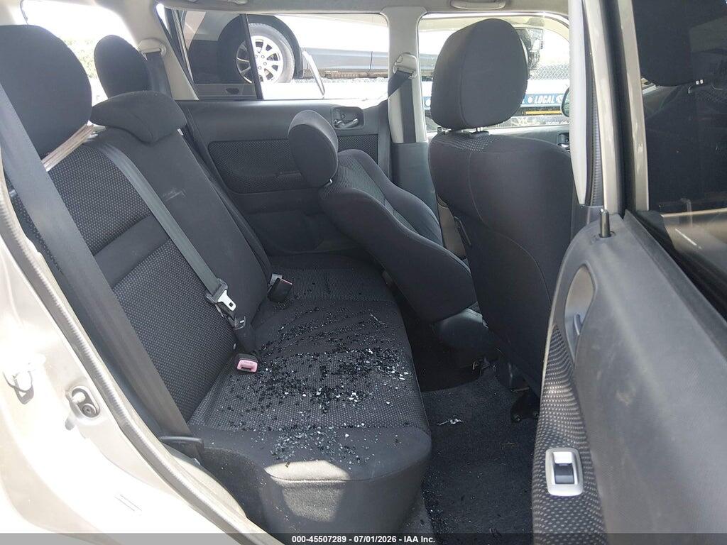 JTLKT324050196731 2005 SCION XB photo no. 8