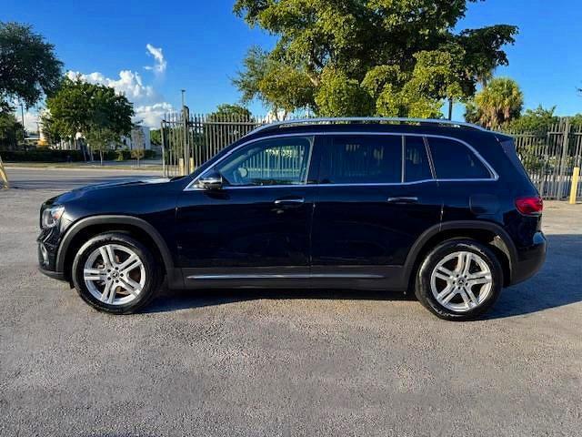 2020 MERCEDES-BENZ GLB 250 — Фото 12 из 15