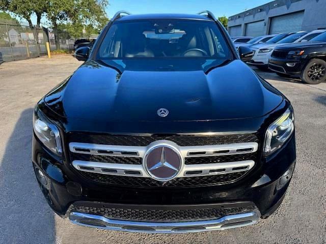 2020 MERCEDES-BENZ GLB 250 — Фото 5 из 15