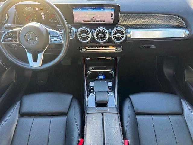 2020 MERCEDES-BENZ GLB 250 — Фото 8 из 15
