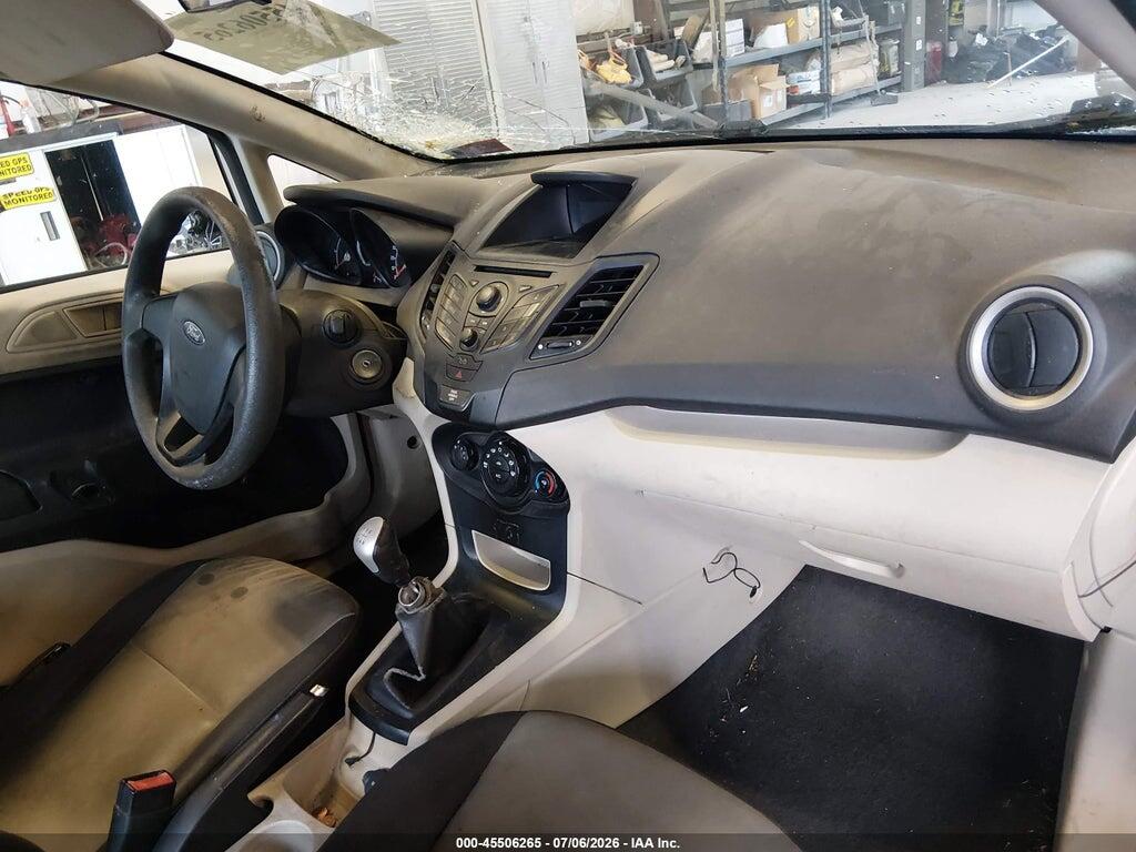3FADP4AJ6CM137379 2012 FORD FIESTA photo no. 5