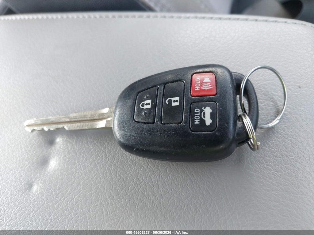 4T1BF1FK9FU921832 2015 TOYOTA CAMRY photo no. 11