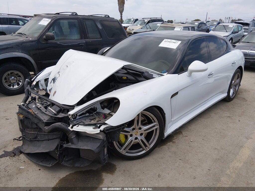 WP0AC2A79BL090222 2011 PORSCHE PANAMERA photo no. 2