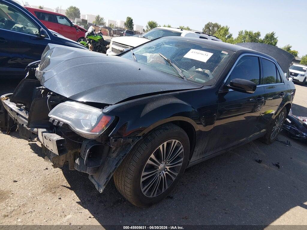 2C3CCAGT8DH505882 2013 CHRYSLER 300 photo no. 2