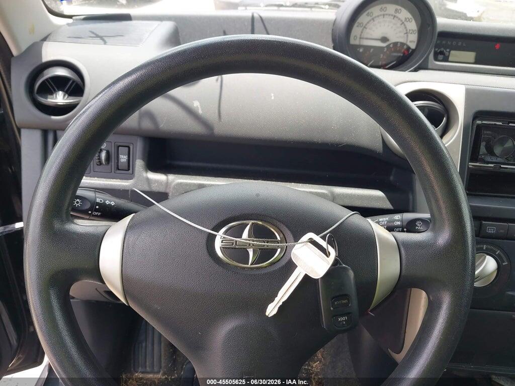 JTLKT324350200397 2005 SCION XB photo no. 11