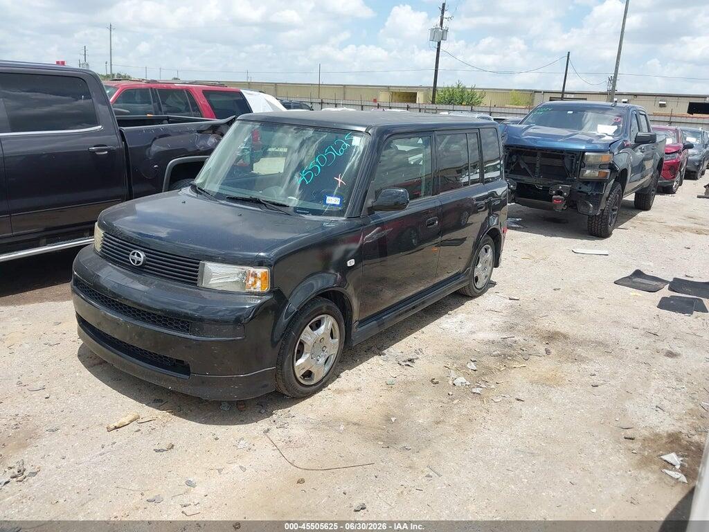 JTLKT324350200397 2005 SCION XB photo no. 2