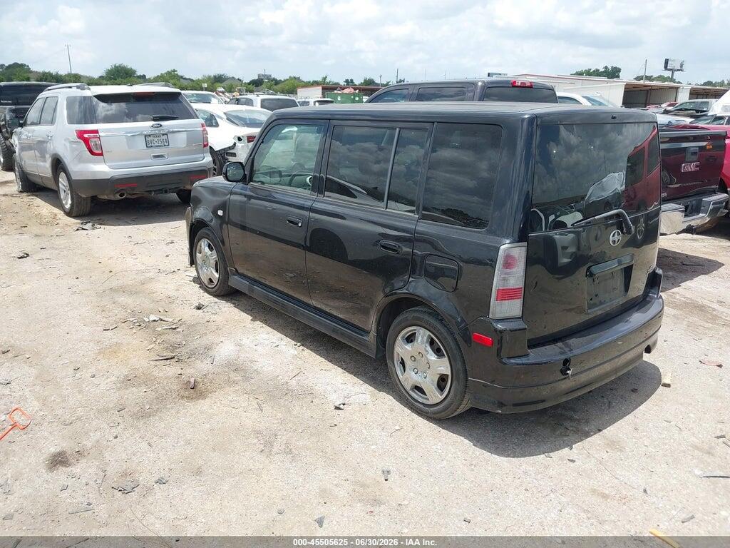 JTLKT324350200397 2005 SCION XB photo no. 3