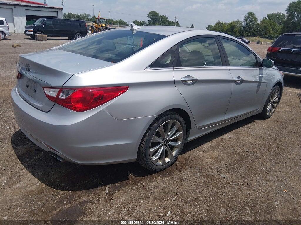 5NPEC4AC2BH242081 2011 HYUNDAI SONATA photo no. 4