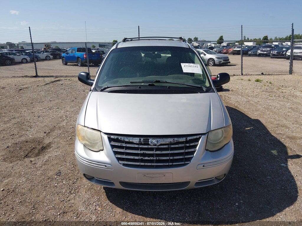 2C4GP54L35R208611 2005 CHRYSLER TOWN & COUNTRY photo no. 12