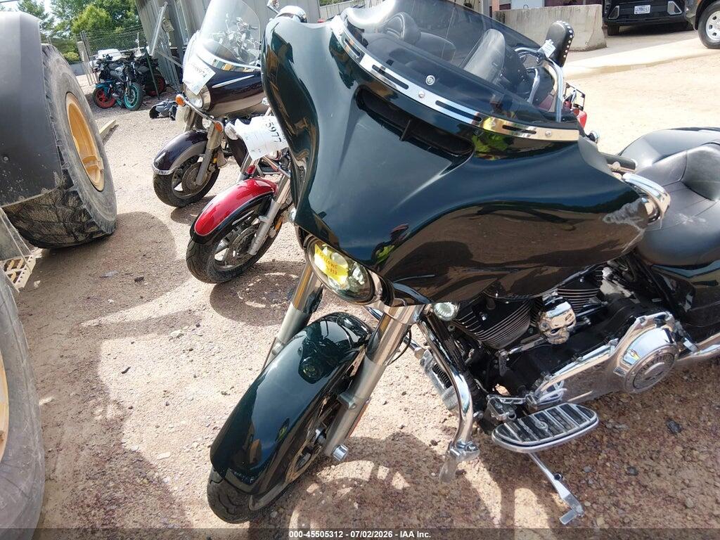 1HD1KBM10EB655783 2014 HARLEY-DAVIDSON FLHX photo no. 2