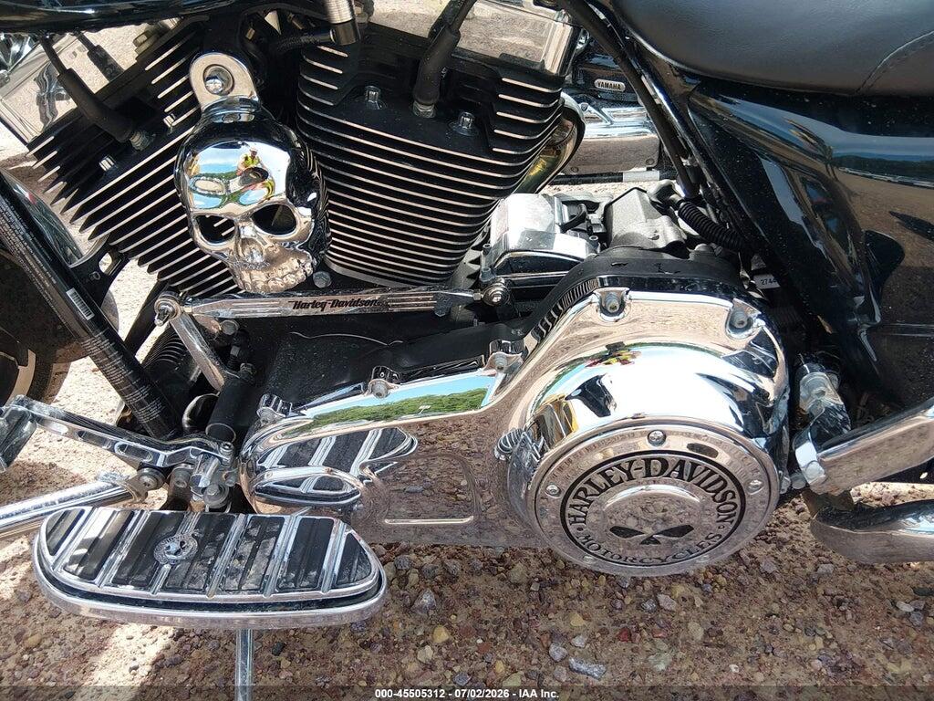 1HD1KBM10EB655783 2014 HARLEY-DAVIDSON FLHX photo no. 9