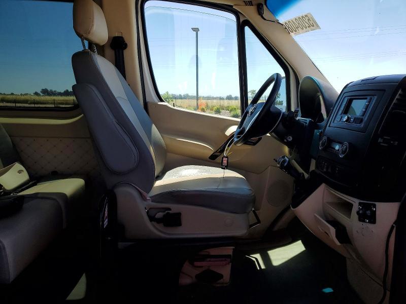 2018 GREENPOWER MOTORS EVC210 PASSENGER BUS — Фото 5 из 10