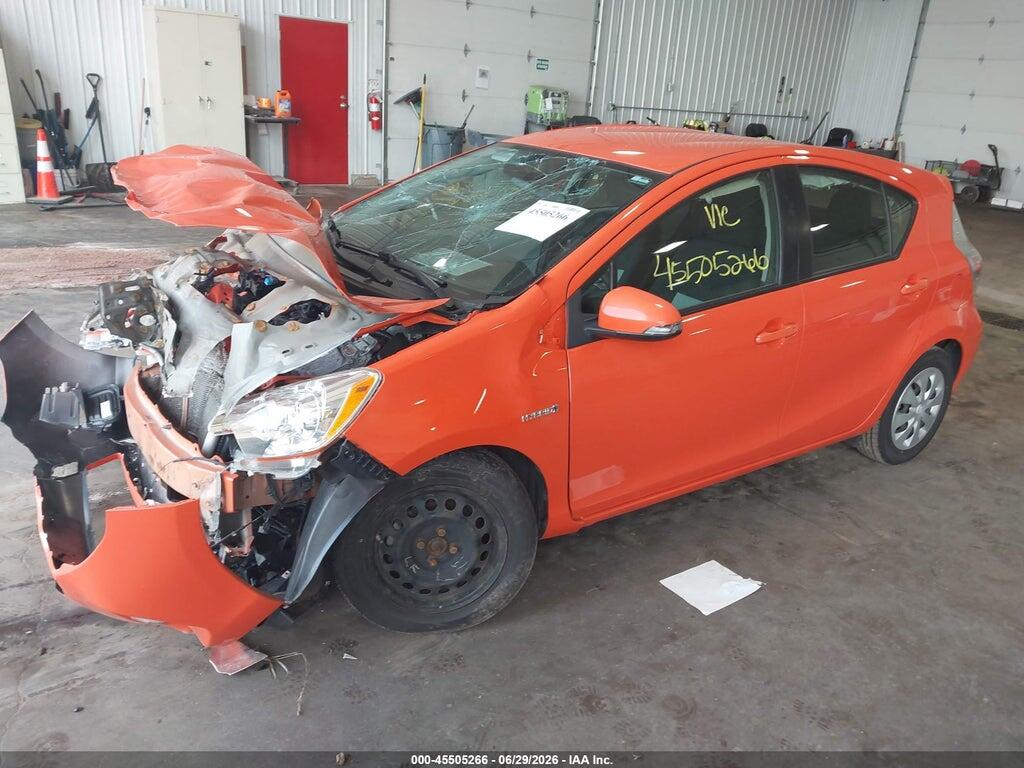 JTDKDTB35E1066602 2014 TOYOTA PRIUS C photo no. 2