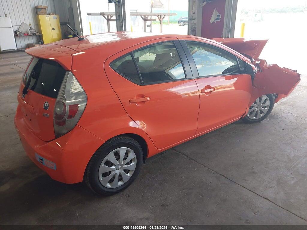 JTDKDTB35E1066602 2014 TOYOTA PRIUS C photo no. 4