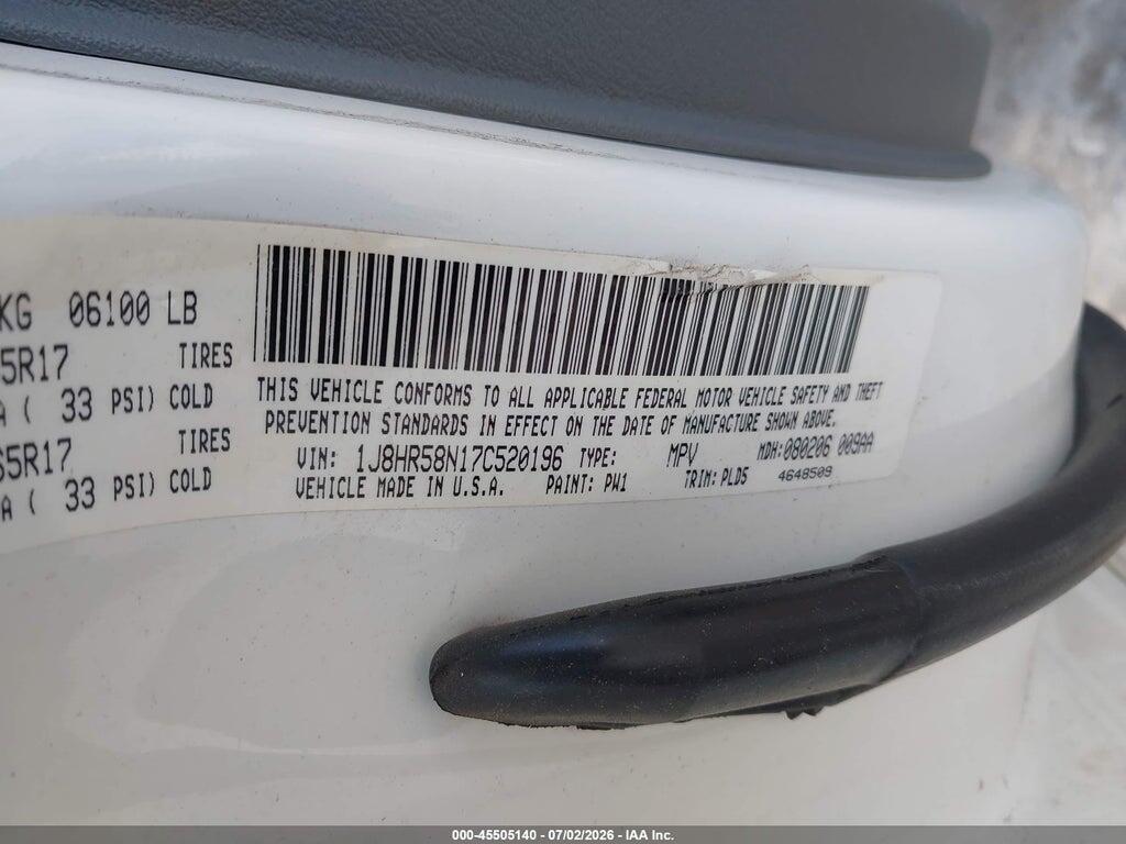 1J8HR58N17C520196 2007 JEEP GRAND CHEROKEE photo no. 9