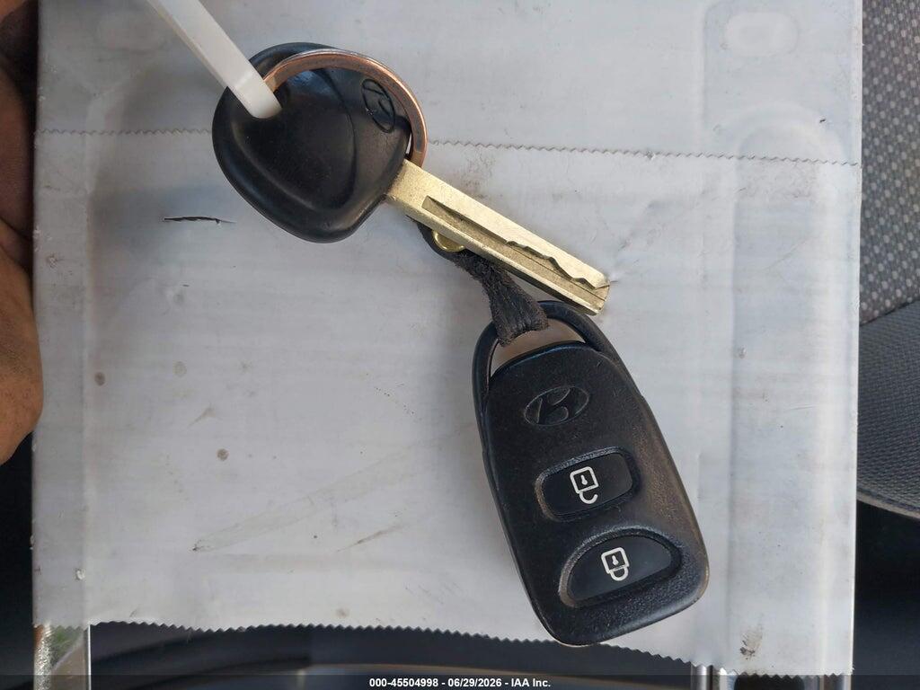 KMHCT4AE7DU549484 2013 HYUNDAI ACCENT photo no. 11