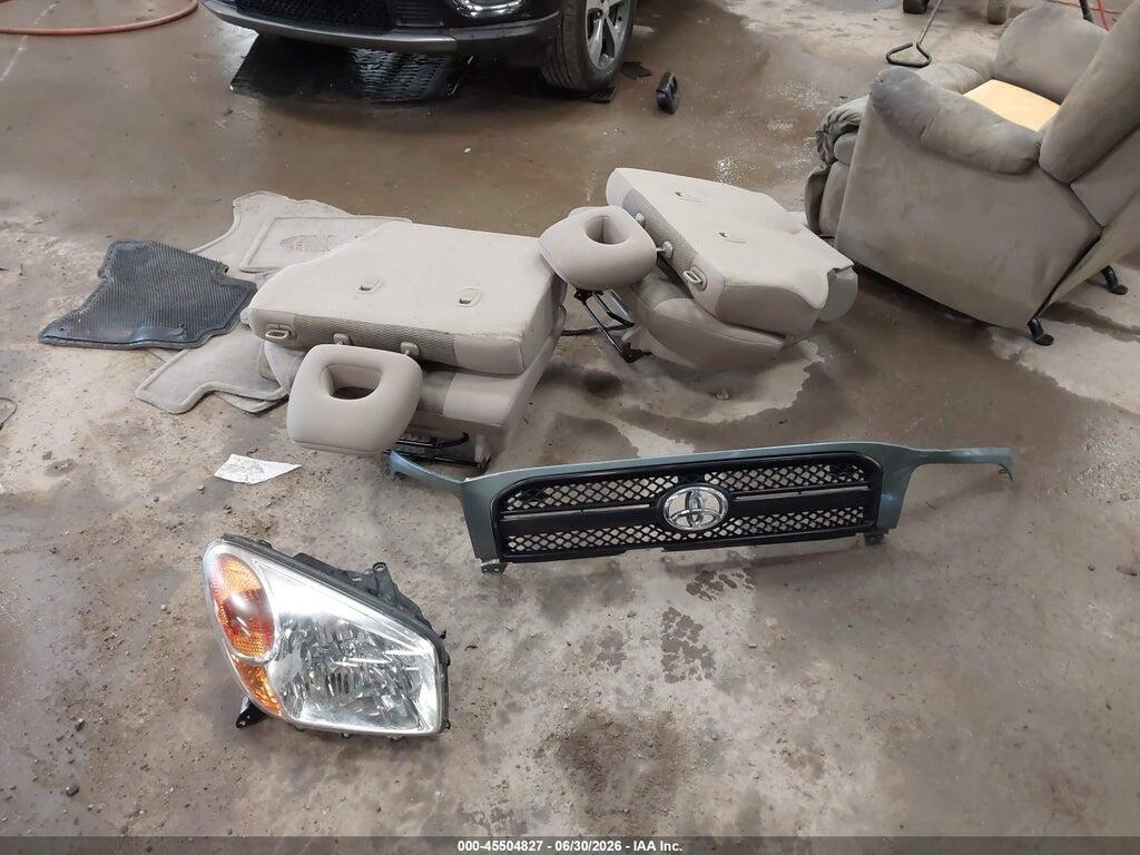 JTEHD20V150072309 2005 TOYOTA RAV4 photo no. 12