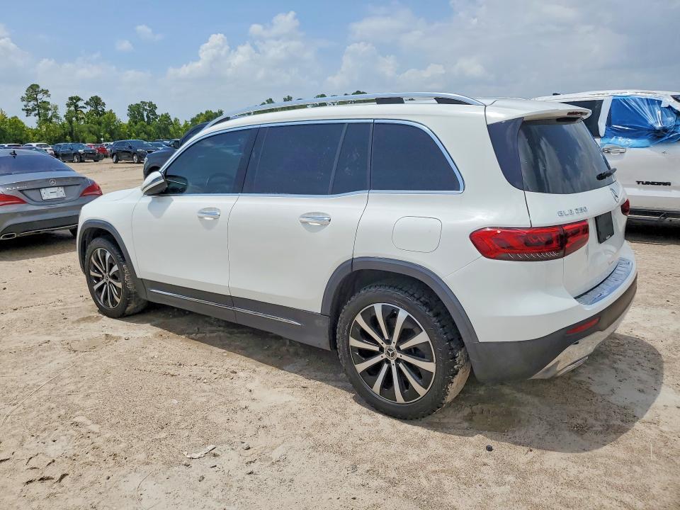 2020 MERCEDES-BENZ GLB 250 — Фото 2 из 13